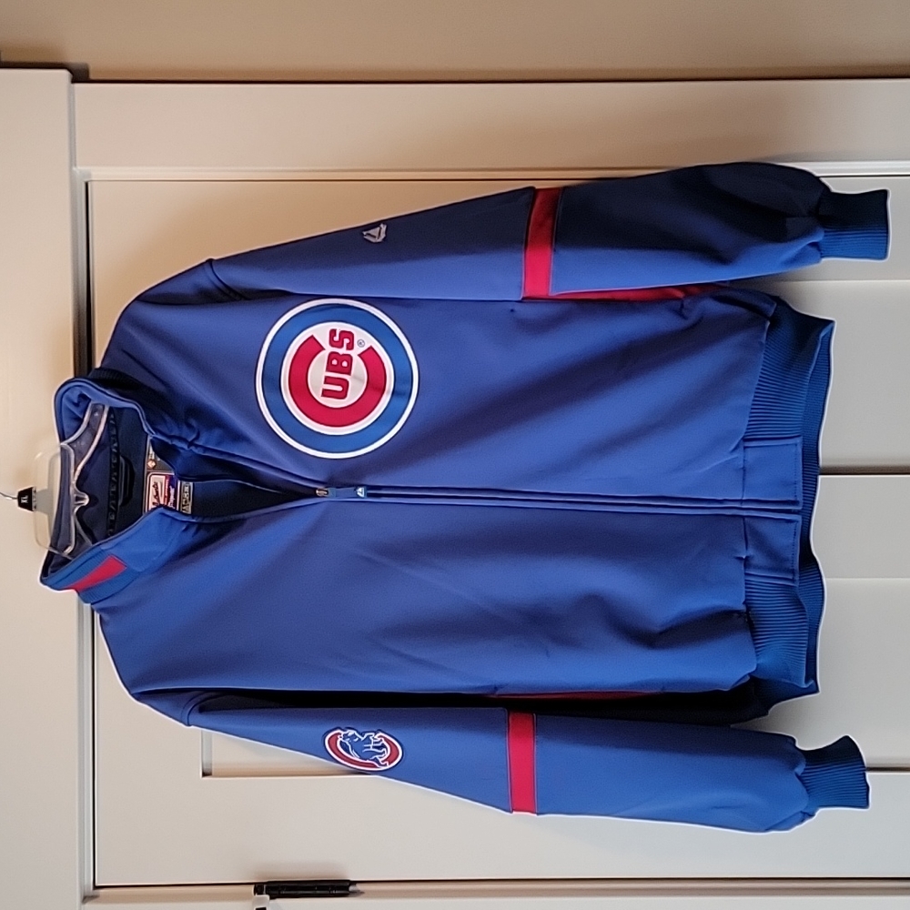 Chicago Cubs men's XL coat from Majestic Authentic collection. In new condition.